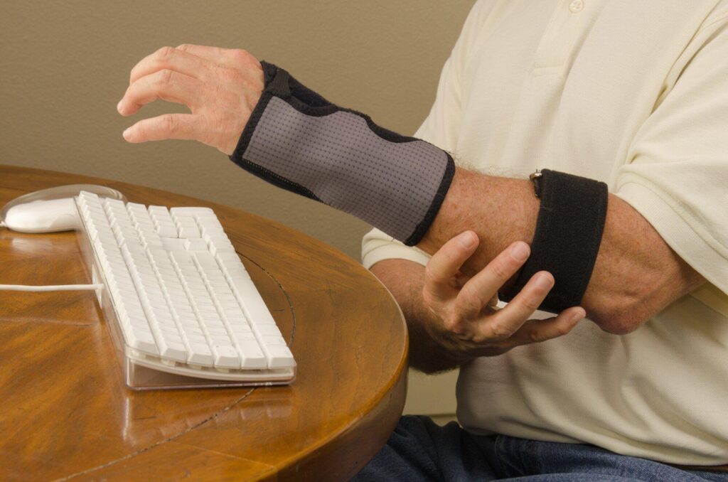 restrictions after carpal tunnel surgery